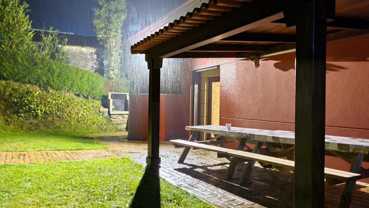 Penzion Casa Do Ghabino Santa Comba Exteriér fotografie